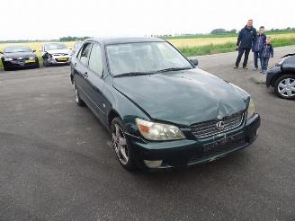 Lexus IS 200 2.0 24v picture 4
