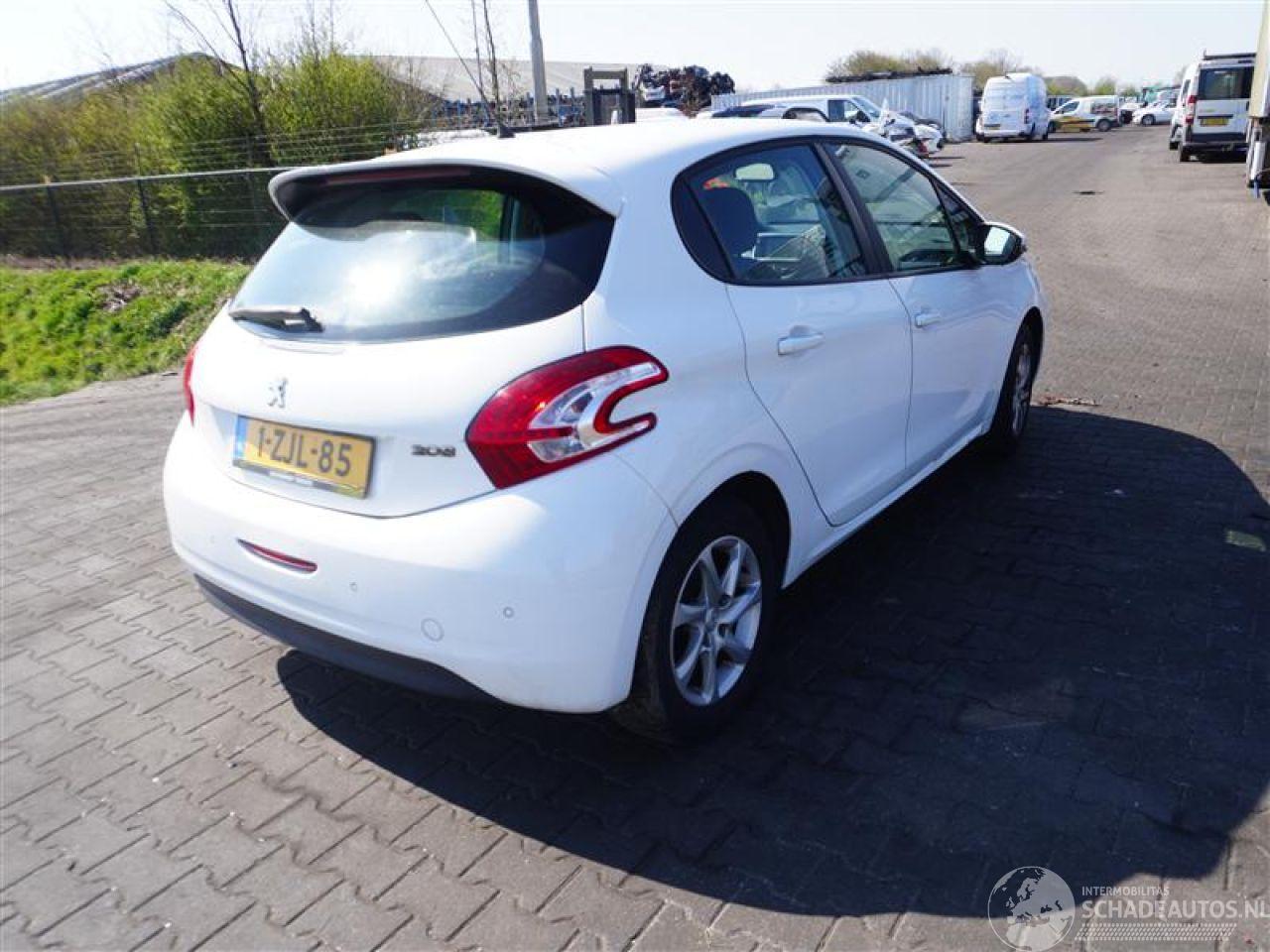 Peugeot 208 1.0 Vti