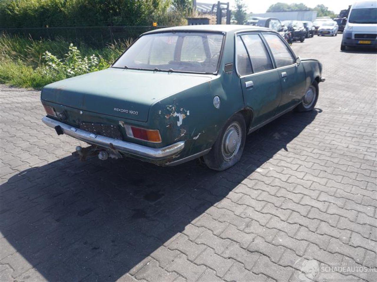 Opel Rekord 1900