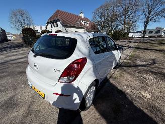 Hyundai I-20 74 kW (101 PK) 1396 cc. picture 5