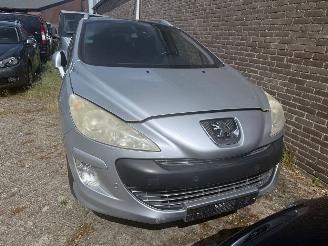 Unfallwagen Peugeot 308 88 kW (120 PK)  1598 cc. 2010/7