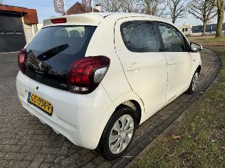 Peugeot 108  picture 5