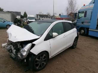 Unfallwagen Toyota Yaris 1.3 Design 5 Drs 2014/2