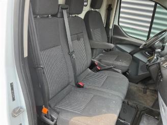 Ford Transit  picture 13