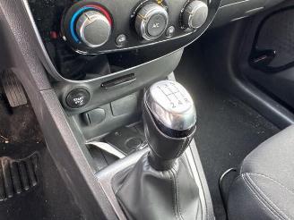 Renault Clio Clio IV (5R), Hatchback 5-drs, 2012 / 2021 0.9 Energy TCE 90 12V picture 16