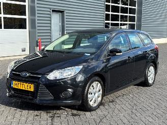 Schadeauto Ford Focus 1.6 SCTi 16V Combi/o  Benzine 1.596cc 110kW (150pk) FWD 2012/1