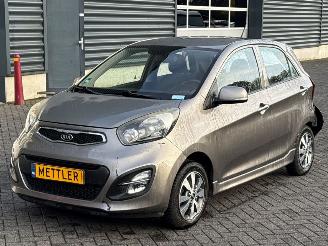 uszkodzony samochody osobowe Kia Picanto 1.0 12V Hatchback  Benzine 998cc 51kW (69pk) FWD 2011/5