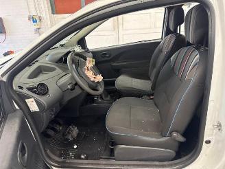 Renault Twingo Twingo II (CN), Hatchback 3-drs, 2007 / 2014 1.2 16V picture 10