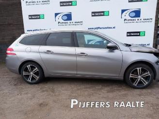 damaged passenger cars Peugeot 308 308 SW (L4/L9/LC/LJ/LR), Combi 5-drs, 2014 / 2021 1.6 BlueHDi 120 2014/8