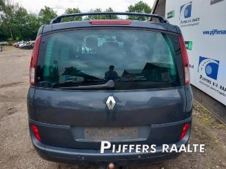 Renault Espace Espace (JK), MPV, 2002 / 2015 2.0 dCi 16V 175 FAP picture 5