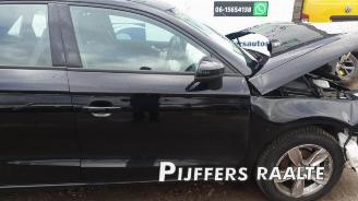 Audi A1 A1 Sportback (8XA/8XF), Hatchback 5-drs, 2011 / 2018 1.0 TFSI 12V picture 11