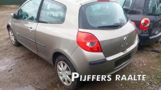 Renault Clio Clio III (BR/CR), Hatchback, 2005 / 2014 1.6 16V picture 4