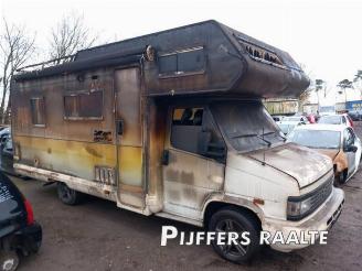 Voiture accidenté Peugeot J5 J5 (290L), Van, 1990 / 1994 2.5TD 1994/4