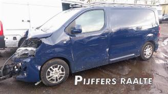 Voiture accidenté Peugeot Expert Expert (V1/VA/VB/VE/VF/VT/VY), Van, 2016 2.0 Blue HDi 180 16V 2018/1