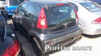 Sloopauto Peugeot 107 107, Hatchback, 2005 / 2014 1.0 12V 2009/2