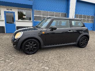 krockskadad bil auto Mini One 1.4 ONE ANNIVERSARY 2009/3