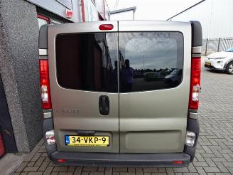 Renault Trafic 2.5 dCi T29 L2H1 DC airco picture 27