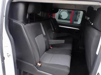 Peugeot Expert 231L 2.0 BlueHDI 120 DC Premium 6 pers airco picture 8