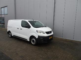 Peugeot Expert 2.0 BlueHDI 180 Standard Premium 3 zits airco 180 pk automaat picture 4