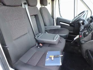 Peugeot Boxer 335 2.2 BlueHDi 140 L2H2 Premium LET OP 1 E VERSNELING STUK WEL GEWOON RIJDBAAR !!!!!! picture 12
