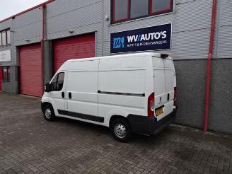 Peugeot Boxer 330 2.0 BlueHDI L2H2 Premium Pack 2 x schuifdeur picture 13