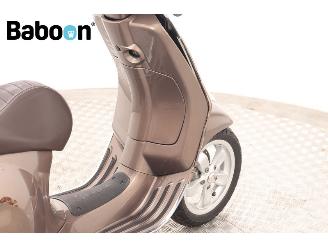 Vespa  Primavera 25KM picture 14