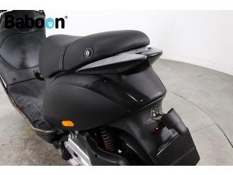 Piaggio  Zip 45KM picture 9