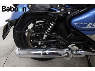 Royal Enfield  Super Meteor 650 picture 21