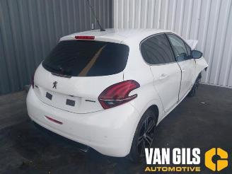 Peugeot 208 208 I (CA/CC/CK/CL), Hatchback, 2012 / 2019 1.2 12V e-THP PureTech 110 picture 3