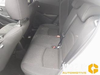 Mazda 2 2 (DJ/DL), Hatchback, 2014 1.5 SkyActiv-G 90 picture 15