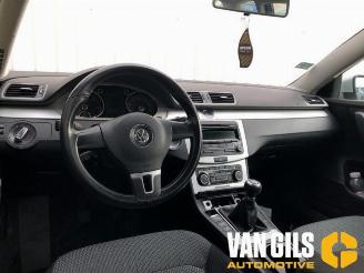 Volkswagen Passat  picture 19