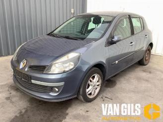 Renault Clio Clio III (BR/CR), Hatchback, 2005 / 2014 1.6 16V picture 3