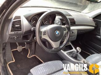 BMW 1-serie 1 serie (E87/87N), Hatchback 5-drs, 2003 / 2012 120d 16V picture 16