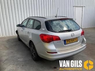 Opel Astra Astra J Sports Tourer (PD8/PE8/PF8), Combi, 2010 / 2015 1.4 16V ecoFLEX picture 3