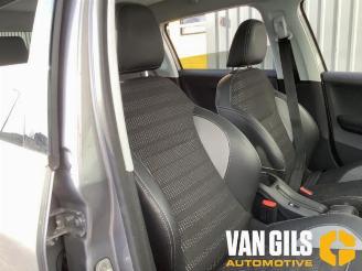 Peugeot 2008 2008 (CU), MPV, 2013 / 2019 1.2 12V e-THP PureTech 110 picture 9