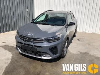 Salvage car Kia Stonic Stonic (YB), SUV, 2017 1.0i T-GDi 12V Eco-Dynamics+ 2022/11