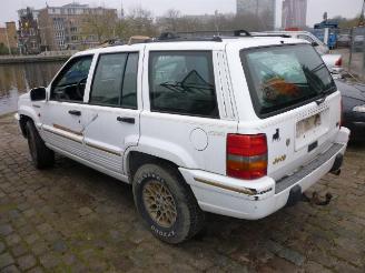 Jeep Cherokee 5.2 limiited picture 3