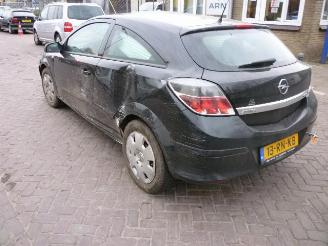 Opel Astra 1.6 coupe picture 5