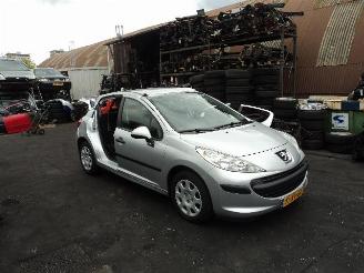 Peugeot 207 1.4 hdi picture 3