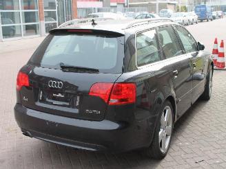 Audi A4 s-line stationwagon picture 4