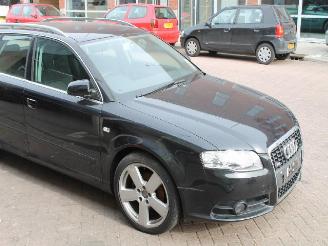 Audi A4 s-line stationwagon picture 2