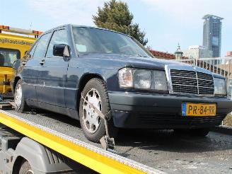 Mercedes 190-serie e diesel automaat picture 4