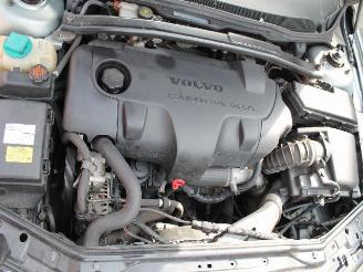 Volvo S-60  picture 6