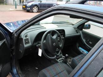 Peugeot 306 1.6 stationwagon picture 6