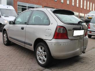 Rover 200  picture 4