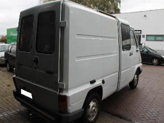 Renault Trafic 30 d picture 4