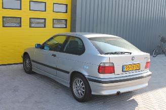 BMW 3-serie 316I picture 4