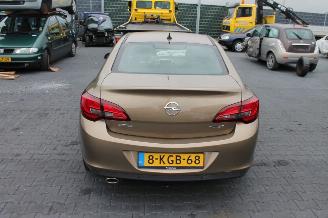 Opel Astra 1.4 Turbo picture 1
