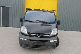 Opel Vivaro 1.9 DTi picture 1