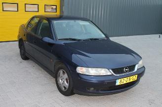 Opel Vectra 1.8 picture 2